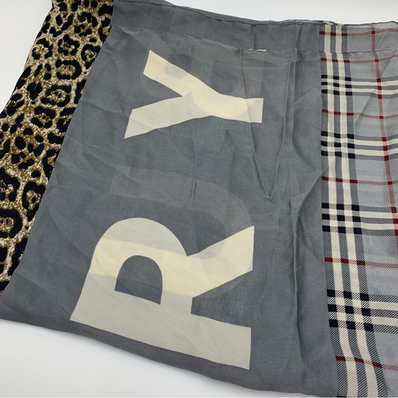 Burberry silk scarf - Picture 4 of 9